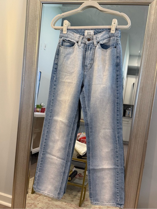 BDG Denim - BDG by Urban Outfitters Light Wash Straight Leg Jeans - Women's